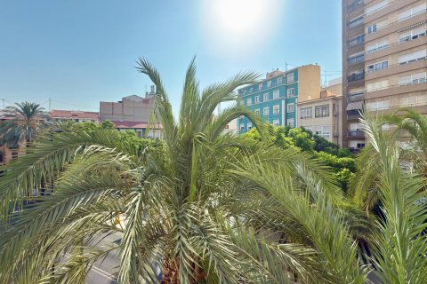 Dzīvoklis īrēšanai Alicante, Spānijā 1 istaba, 45 m2 Nr. 130643 - attēls 19