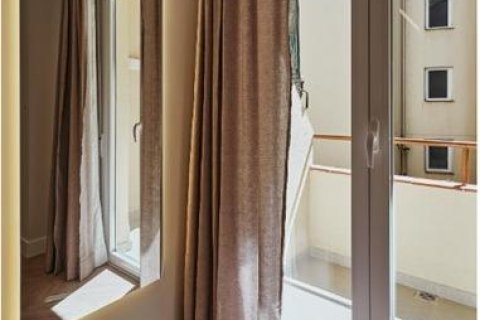 Apartment for sale Madrid, Spain 3 bedrooms, 141 sq.m. No. 130638 - photo 13