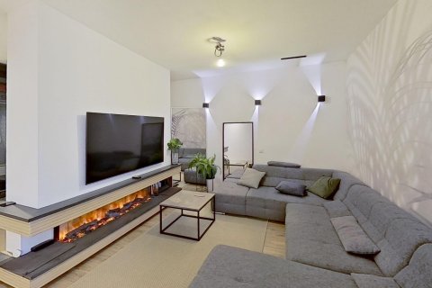 Dzīvoklis pārdošanā Torrevieja, Alicante, Spānijā 4 istabas, 163 m2 Nr. 130640 - attēls 2