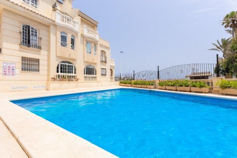 Продажа квартиры Торревьеха, Аликанте, Испания 1 спальня, 72м2 №130639 - фото 1