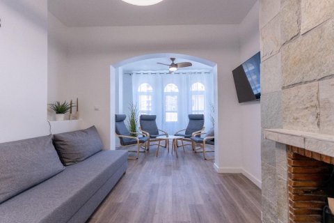 Продажа квартиры Торревьеха, Аликанте, Испания 1 спальня, 72м2 №130639 - фото 7
