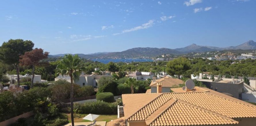 Villa Santa Ponsa, Mallorca, Spain No. 127060