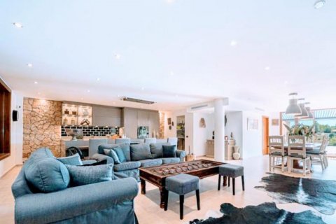 Villa for sale Es Capdella, Mallorca, Spain 10 bedrooms, 900 sq.m. No. 127062 - photo 3