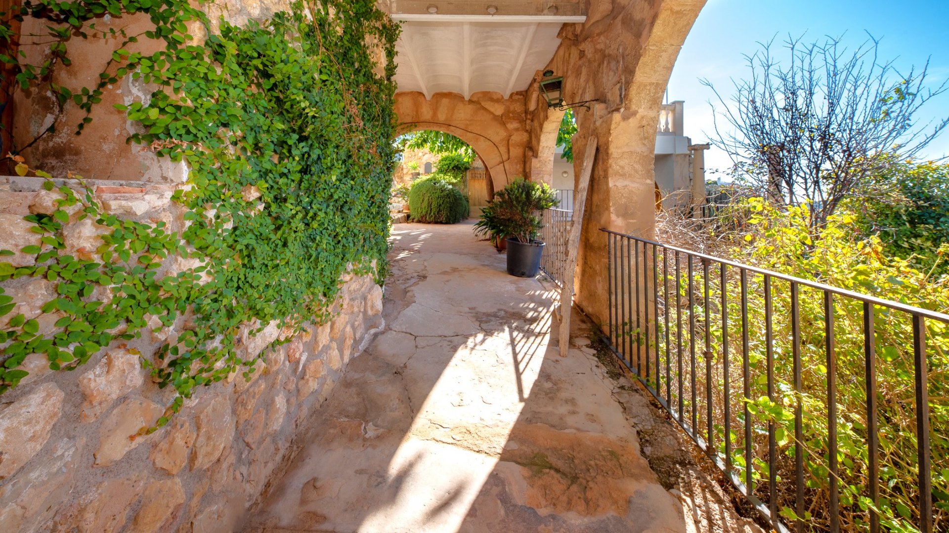 Villa a Palma de Majorca, Mallorca, Spagna 5 camere da letto, 715 mq. N° 129225