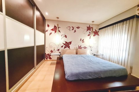 Dzīvoklis pārdošanā Almussafes, Valencia, Spānijā 4 istabas, 125 m2 Nr. 120535 - attēls 6
