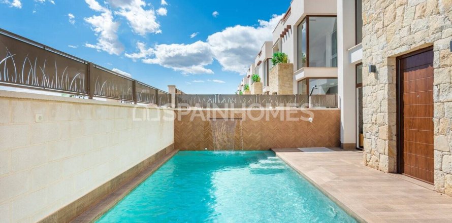 Villa in Los Montesinos, Alicante, Spanien 5 Schlafzimmer, 191 m2 Nr. 120533
