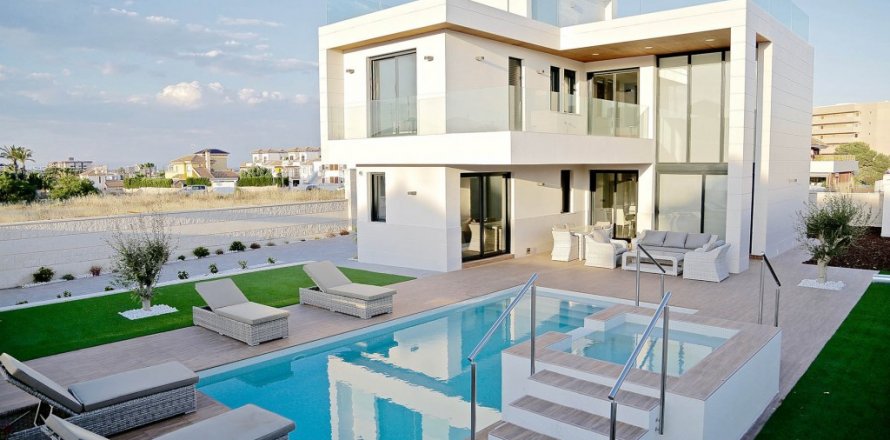 Villa Dehesa De Campoamor, Alicante, Spanien 3 Schlafzimmer, 190 m2 Nr. 132233