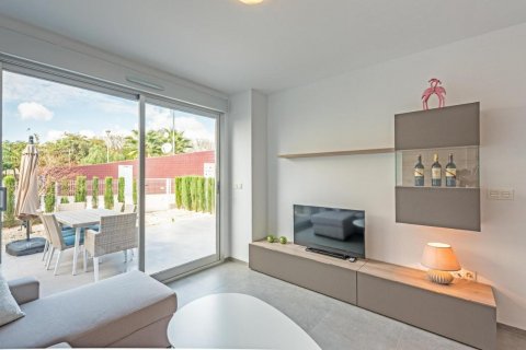 Bungalow in vendita Torrevieja, Alicante, Spagna 3 camere da letto,  N° 131579 - foto 9