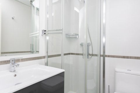 Продажа квартиры в Мадрид, Испания 2 спальни, 109м2 №122446 - фото 21