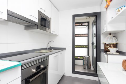 Продажа квартиры в Мадрид, Испания 2 спальни, 109м2 №122446 - фото 18