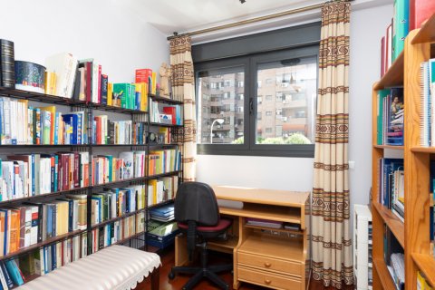 Продажа квартиры в Мадрид, Испания 2 спальни, 109м2 №122446 - фото 14