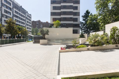 Продажа квартиры в Мадрид, Испания 2 спальни, 109м2 №122446 - фото 25