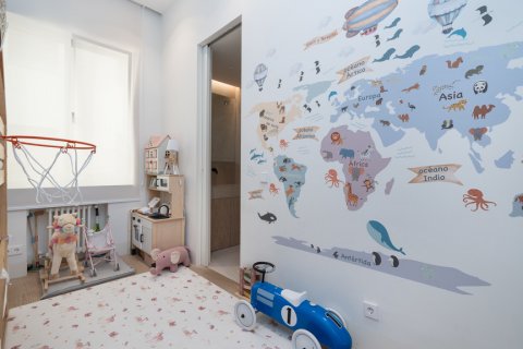 Apartment for sale Madrid, Spain 3 bedrooms, 175 sq.m. No. 122442 - photo 22