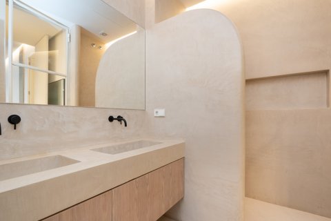 Apartment for sale Madrid, Spain 3 bedrooms, 175 sq.m. No. 122442 - photo 19