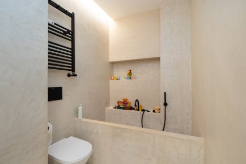 Apartment for sale Madrid, Spain 3 bedrooms, 175 sq.m. No. 122442 - photo 26