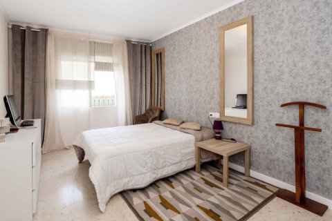 Продажа таухауса в Сан-Педро-Алькантара, Малага, Испания 5 спален, 216м2 №124571 - фото 14