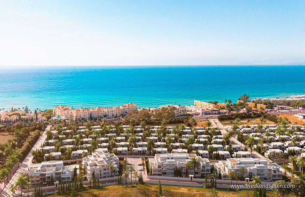 Appartamento a Estepona, Malaga, Spagna 3 camere da letto, 144 mq. N° 129918