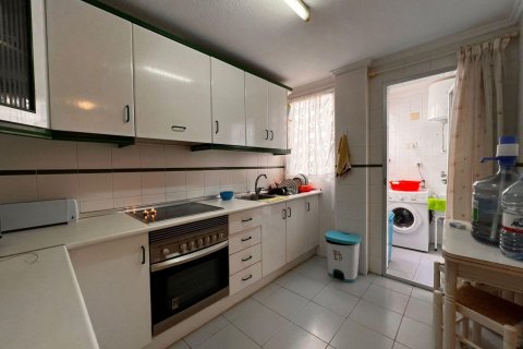 Apartment for sale Torrevieja, Alicante, Spain 4 bedrooms, 120 sq.m. No. 131479 - photo 12
