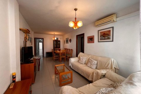 Apartment for sale Torrevieja, Alicante, Spain 4 bedrooms, 120 sq.m. No. 131479 - photo 1