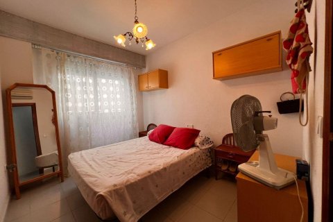 Apartment for sale Torrevieja, Alicante, Spain 4 bedrooms, 120 sq.m. No. 131479 - photo 15