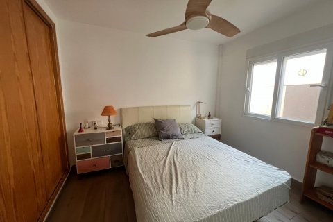 Huvila myytävänä Torrevieja, Alicante, Espanja, 2 makuuhuonetta, 85 m2 No. 131478 - kuva 15