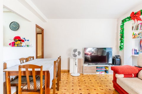 Apartment for sale Madrid, Spain 2 bedrooms, 66 sq.m. No. 122493 - photo 2