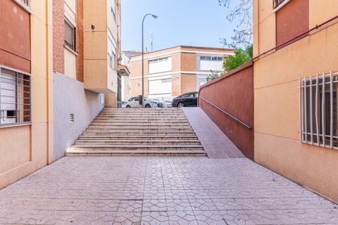 Apartment for sale Madrid, Spain 2 bedrooms, 66 sq.m. No. 122493 - photo 22
