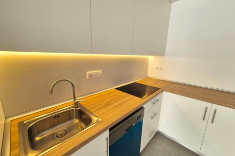 Dzīvoklis īrēšanai Alicante, Spānijā 1 istaba, 70 m2 Nr. 130554 - attēls 6