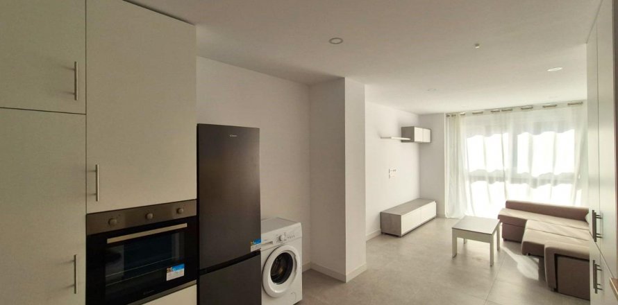Dzīvoklis Alicante, Spānijā 1 istaba, 70 m2 Nr. 130554