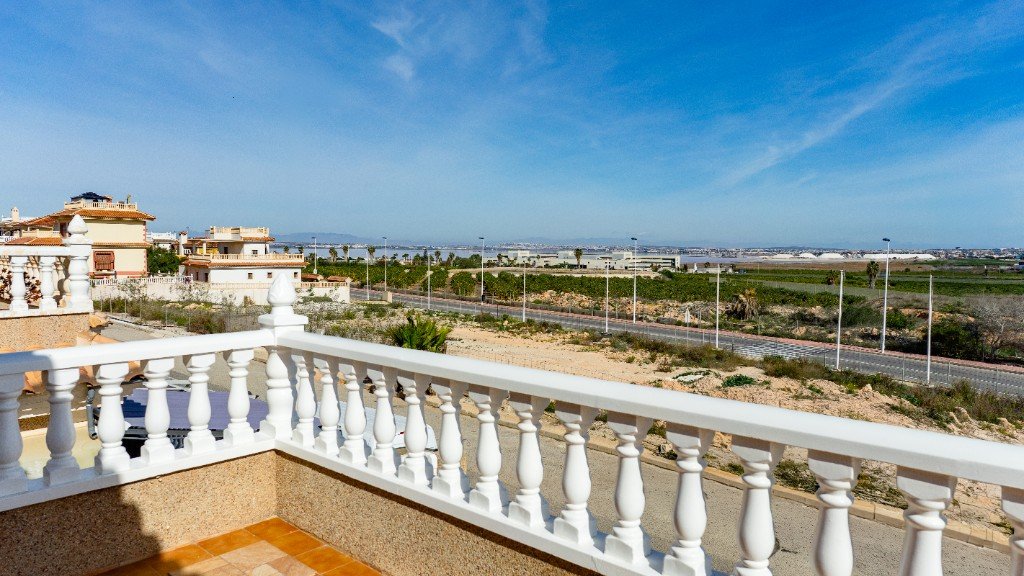 Villa en Los Altos, Alicante, España 2 dormitorios, 106 m2 No. 128302