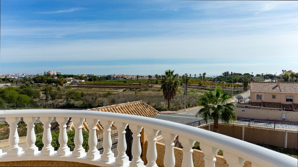 Villa en Los Altos, Alicante, España 2 dormitorios, 106 m2 No. 128302