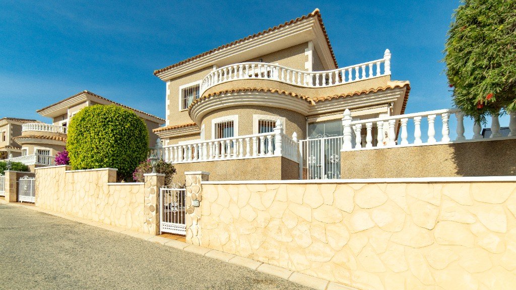 Villa en Los Altos, Alicante, España 2 dormitorios, 106 m2 No. 128302