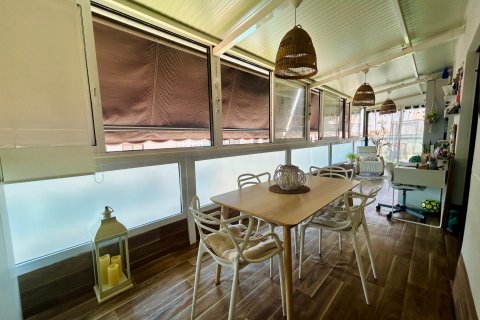 Продажа квартиры Эльче, Аликанте, Испания 3 спальни, 124м2 №122630 - фото 2