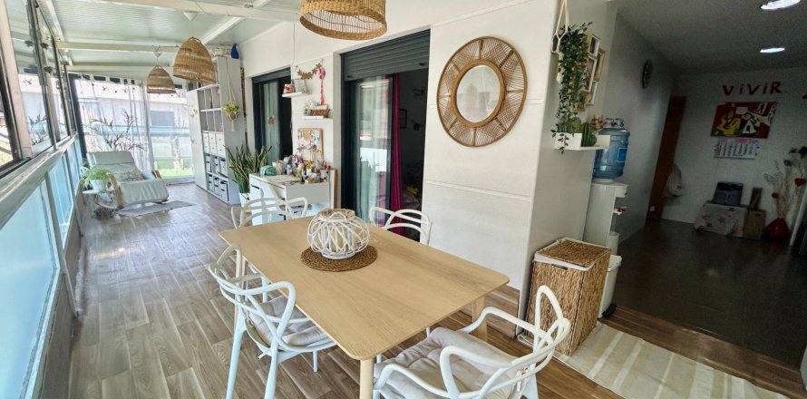 Квартира Эльче, Аликанте, Испания 3 спальни, 124м2 №122630
