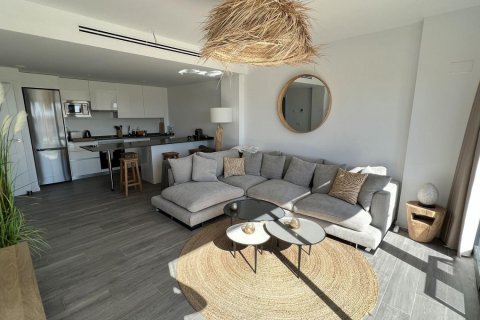 Продажа квартиры в Бенидорм, Аликанте, Испания 2 спальни, 85м2 №122636 - фото 29