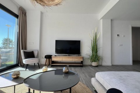 Продажа квартиры в Бенидорм, Аликанте, Испания 2 спальни, 85м2 №122636 - фото 27