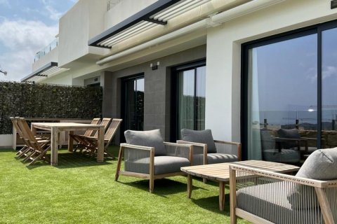 Продажа квартиры в Бенидорм, Аликанте, Испания 2 спальни, 85м2 №122636 - фото 1