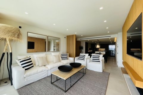 Penthouse for rent Santa Ponsa, Mallorca, Spain 4 bedrooms, 140 sq.m. No. 129958 - photo 2