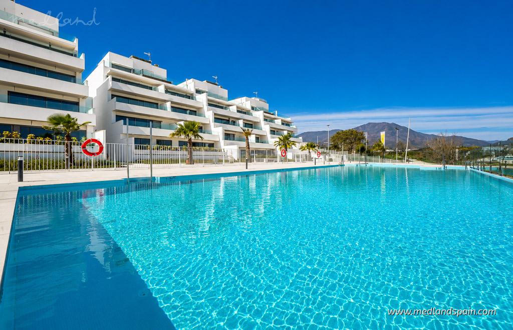 Lägenhet i Estepona, Malaga, Spanien 2 sovrum, 74 kvm. Nr. 130191