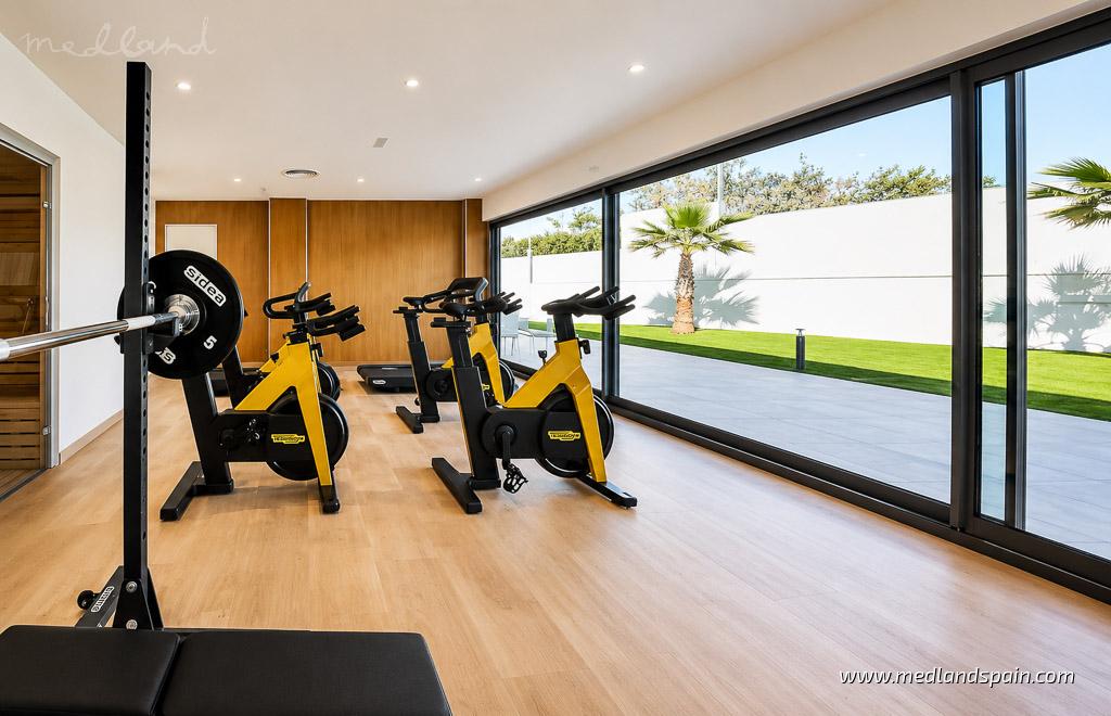 Lägenhet i Estepona, Malaga, Spanien 2 sovrum, 74 kvm. Nr. 130191