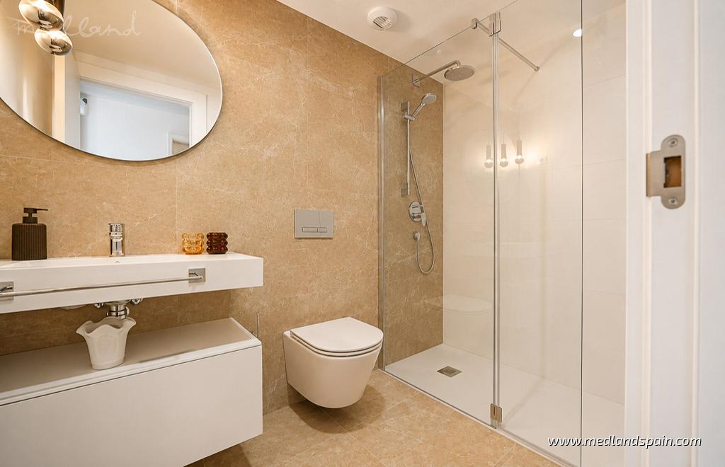 Lägenhet i Estepona, Malaga, Spanien 2 sovrum, 74 kvm. Nr. 130191