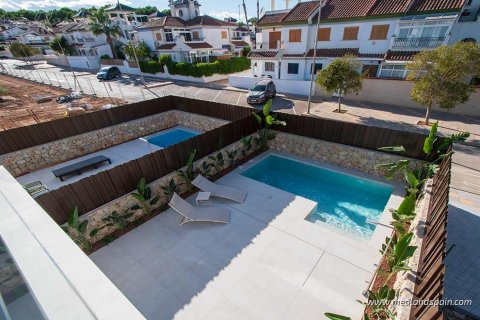 Villa for sale Pilar de la Horadada, Alicante, Spain 3 bedrooms, 111 sq.m. No. 130195 - photo 15
