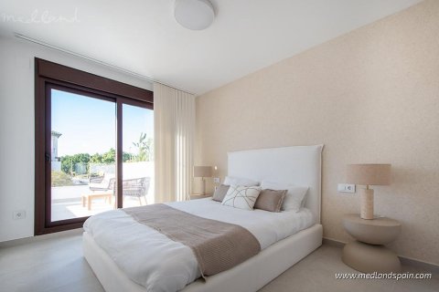 Villa for sale Pilar de la Horadada, Alicante, Spain 3 bedrooms, 111 sq.m. No. 130195 - photo 12
