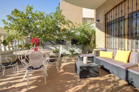 Villa for sale Almenara, Castellon, Spain 5 bedrooms, 265 sq.m. No. 131323 - photo 25