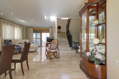 Villa for sale Almenara, Castellon, Spain 5 bedrooms, 265 sq.m. No. 131323 - photo 30