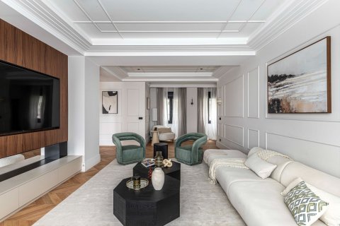 Apartment for sale Madrid, Spain 4 bedrooms, 431 sq.m. No. 122743 - photo 3