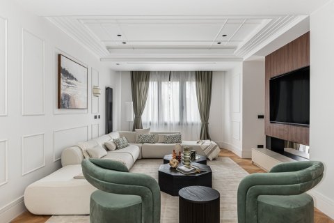Apartment for sale Madrid, Spain 4 bedrooms, 431 sq.m. No. 122743 - photo 7