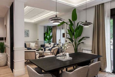 Apartment for sale Madrid, Spain 3 bedrooms, 229 sq.m. No. 122745 - photo 8