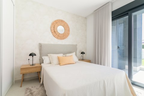 Продажа квартиры в Торревьеха, Аликанте, Испания 2 спальни, 65м2 №122925 - фото 30