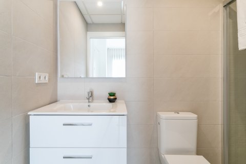 Продажа квартиры в Торревьеха, Аликанте, Испания 2 спальни, 65м2 №122925 - фото 11